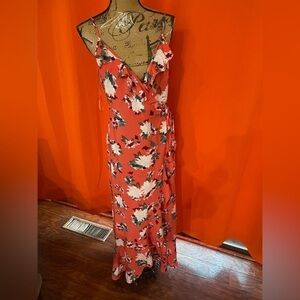 New Justfab M ruffle wrap floral dress